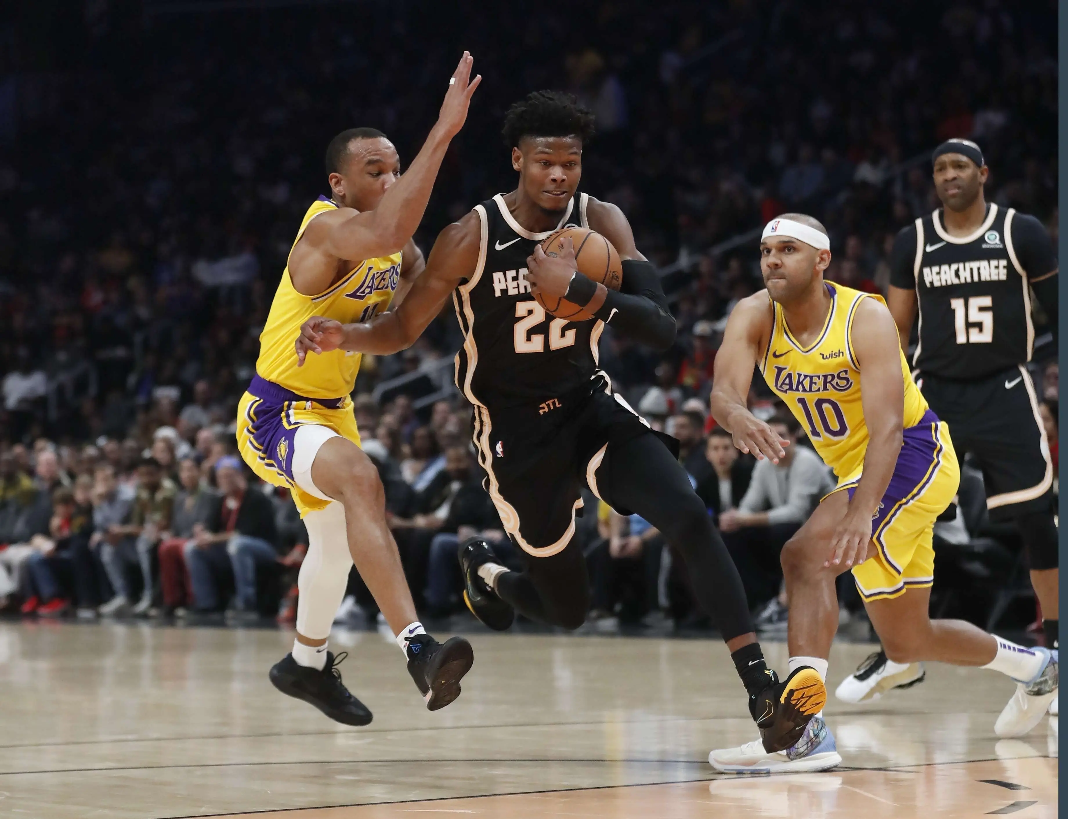 仿佛预示着, 颗流星, 湖人便将其 仿佛预示着, 颗流星, 湖人便将其